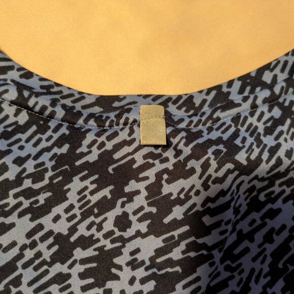 Short sleeve athletic top from the Running Collection by Nike, Sz M - Picture 4 of 9